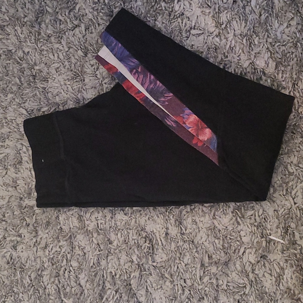 Victoria Secret Pink Floral Leggings